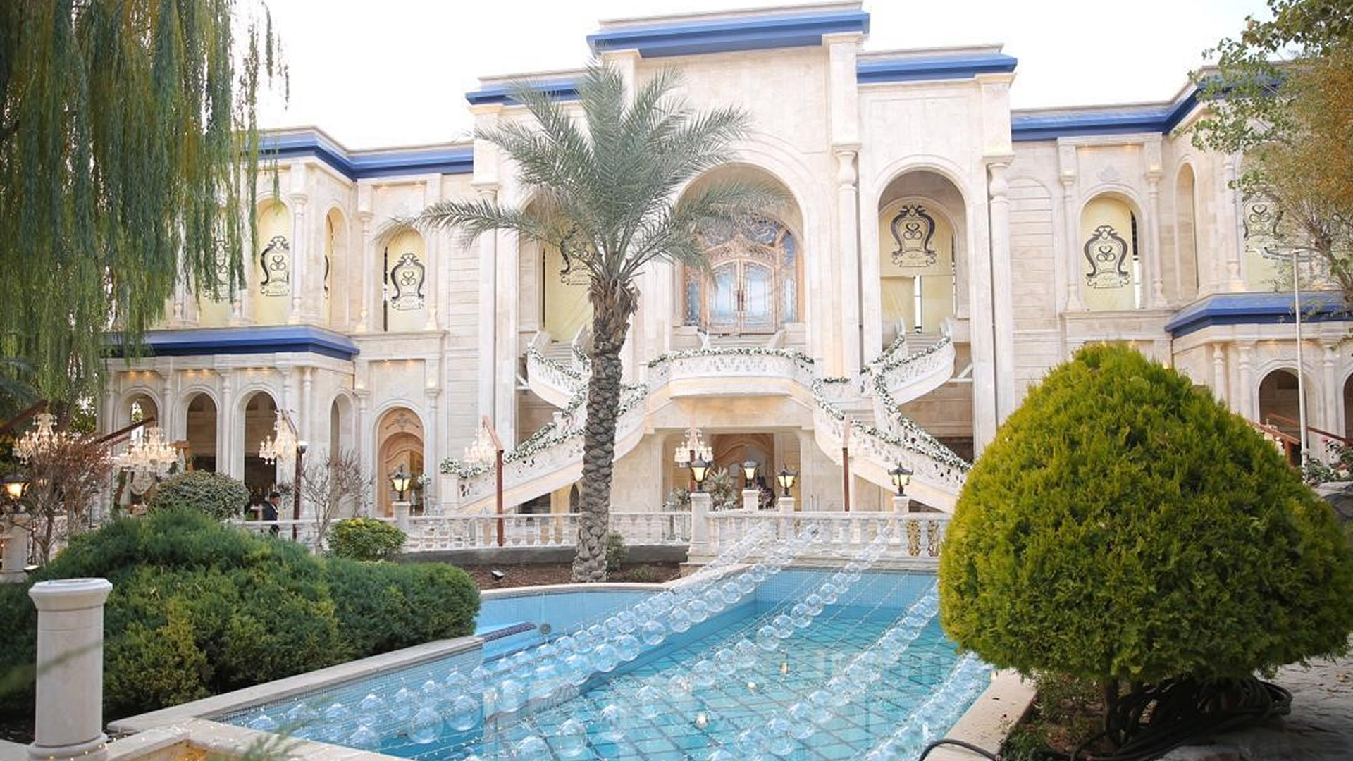 باغ تالار عمارت صفاجو